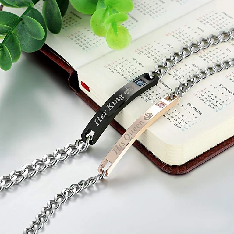 Romantic gift for couples, Her King and His Queen bracelet set