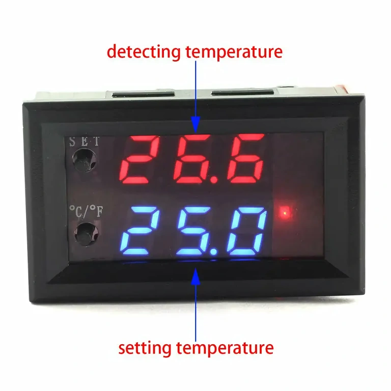 Digital thermostat – display of set and measured values Thermostat screen showing set temperature and measured temperature simultaneously