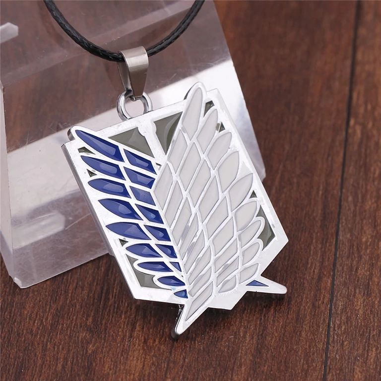 Attack on Titan-inspired necklace – Japanese Shingeki no Kyojin design