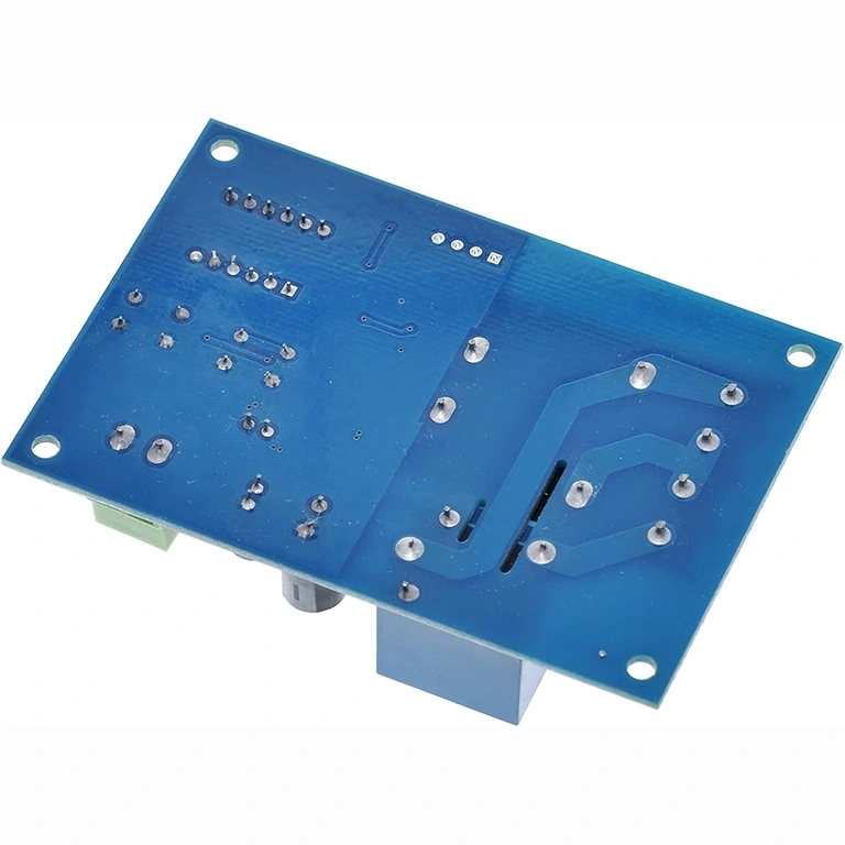 Battery charging regulator for vehicles Automatic electronic regulator for lead-acid and lithium car batteries