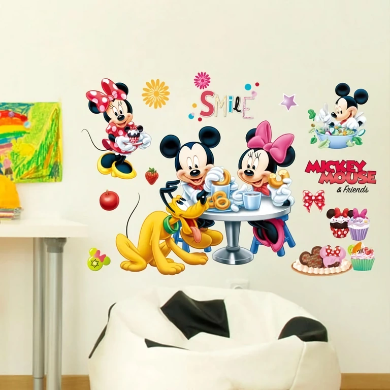 Self-adhesive Disney wall sticker – Mickey, Minnie, Pluto