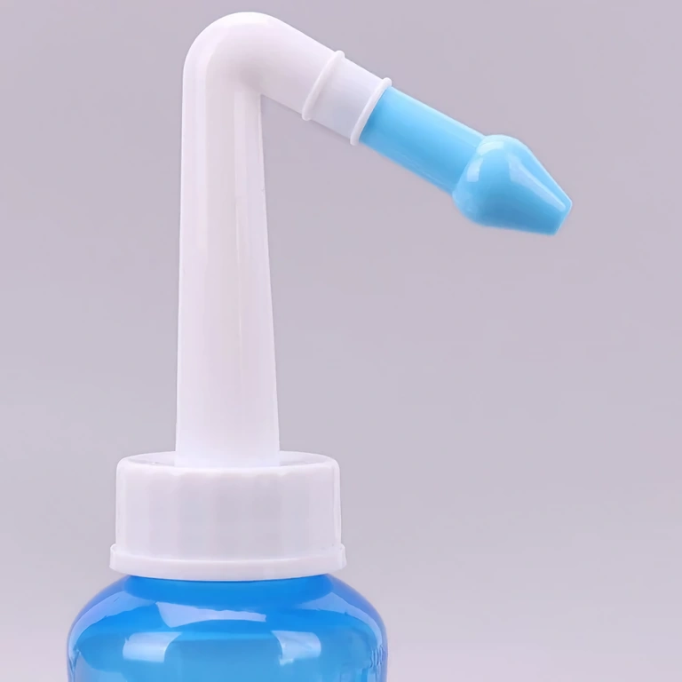 Nasal irrigation container for sinusitis Bottle for nasal hygiene, effective in sinusitis treatment