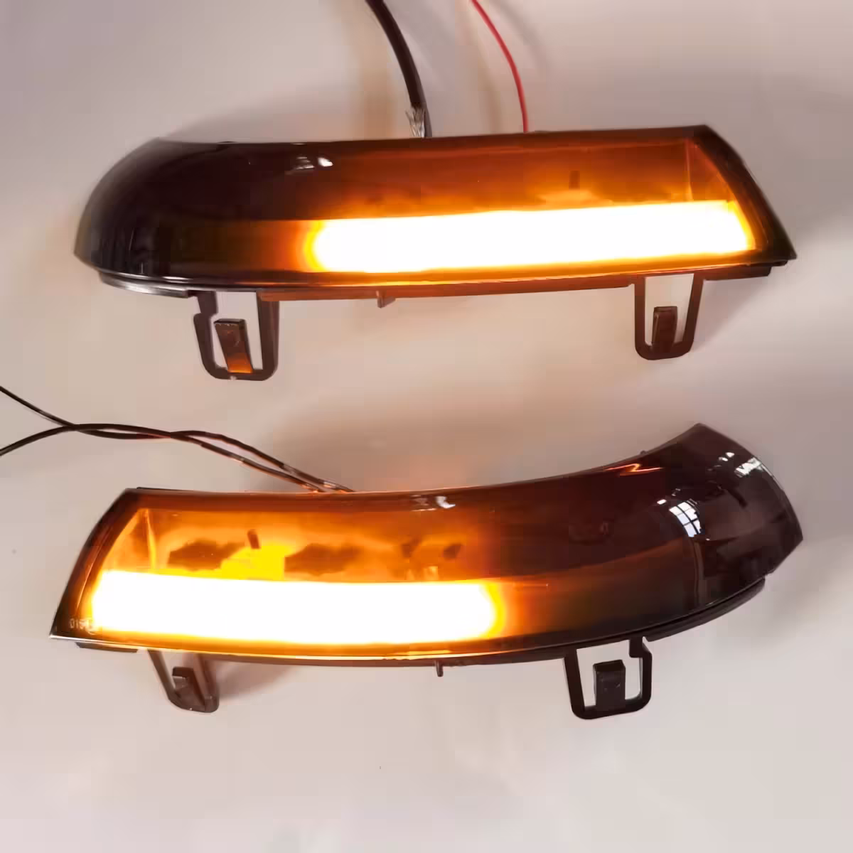 Sequential LED signaling for Golf 5, Golf 6, Passat B6 mirrors – plug & play
