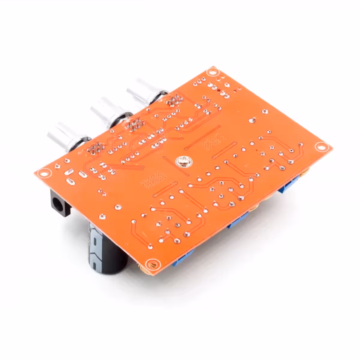 Image of the back of XH-M139 audio module, including connectors and traces