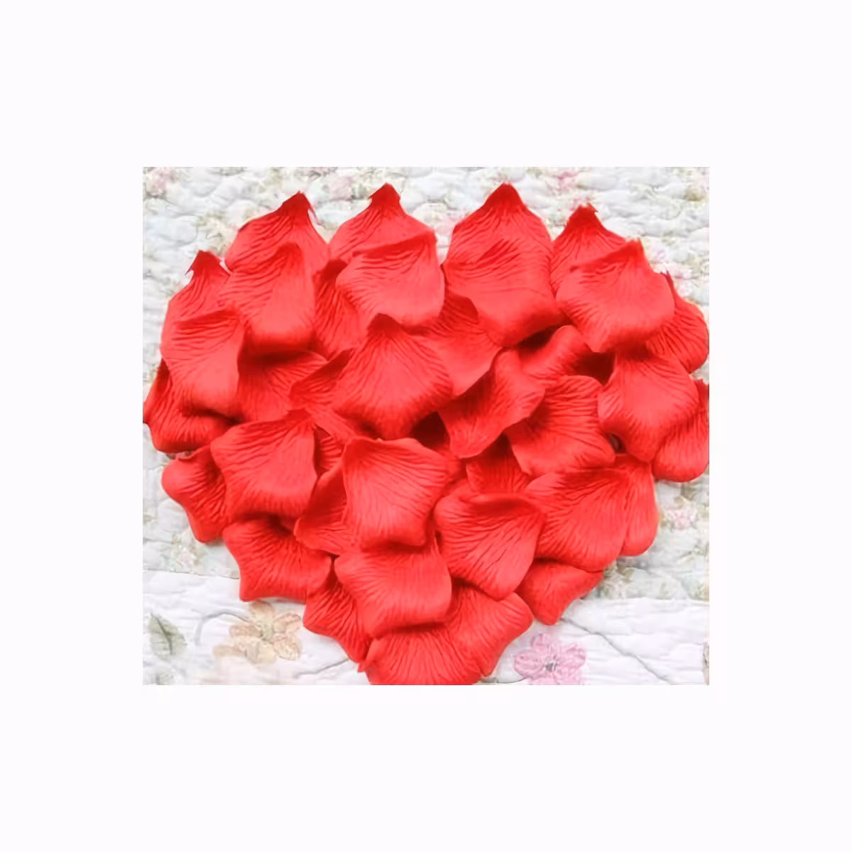 Use red petals for spectacular party decoration
