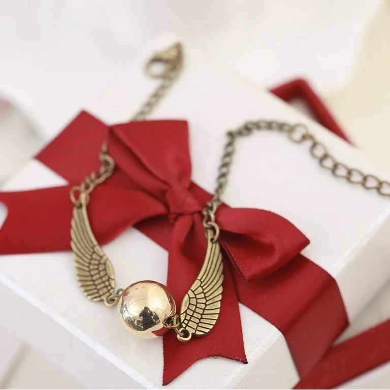 Themed Harry Potter bracelet – Snitch model