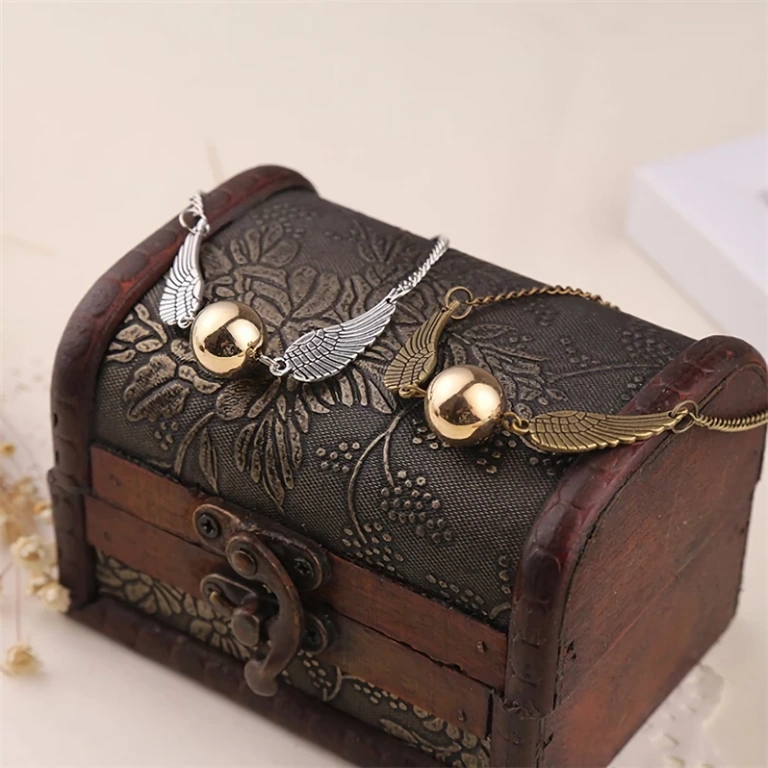 Ideal gift – bracelet with symbols from Harry Potter world