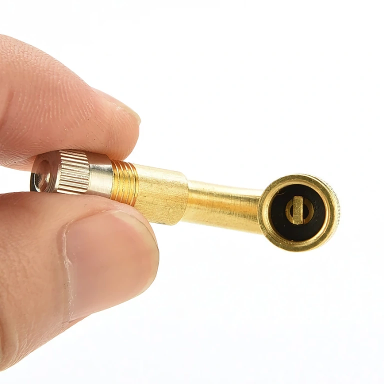 Useful piece for quick access to difficult valves