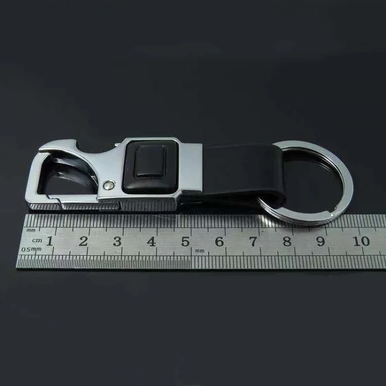 Car key holder – stylish design Men's car key holder, masculine and modern style