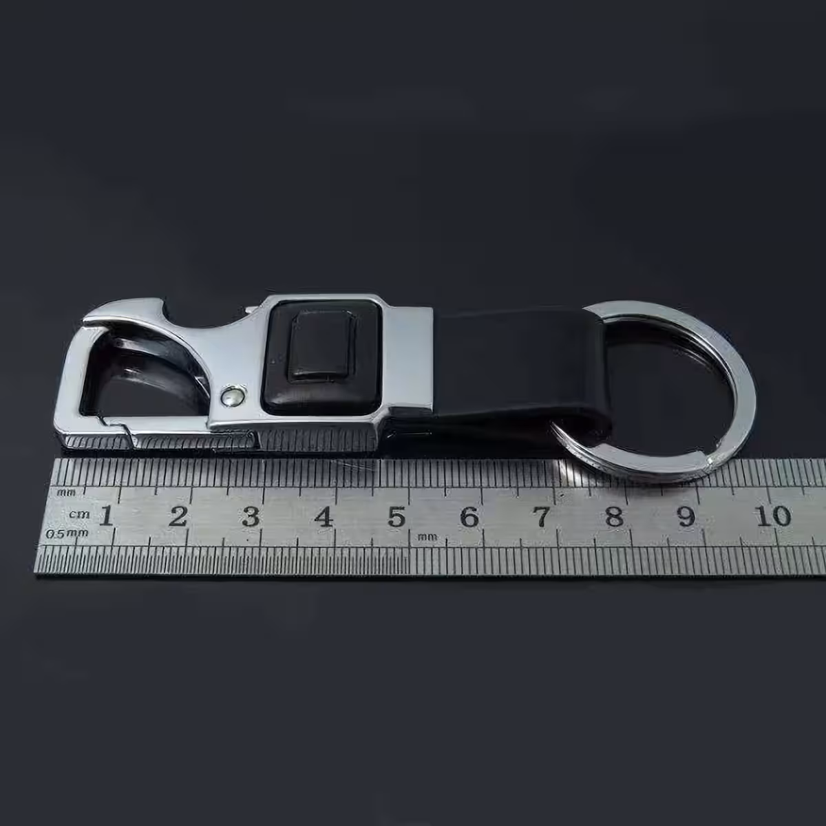 Men's car key holder, masculine and modern style