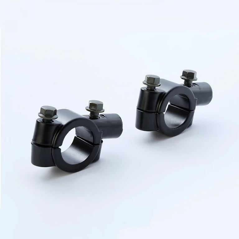 Mirror mounting adapter with right-hand thread, suitable for motorcycles