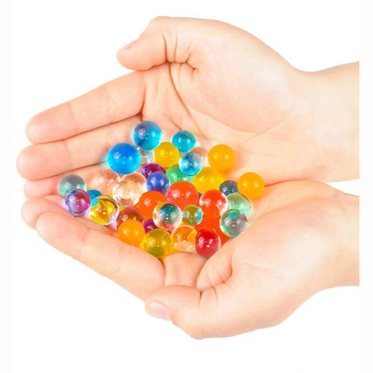 Gel balls that expand in water Hydrophilic beads that expand in water for decor and DIY projects