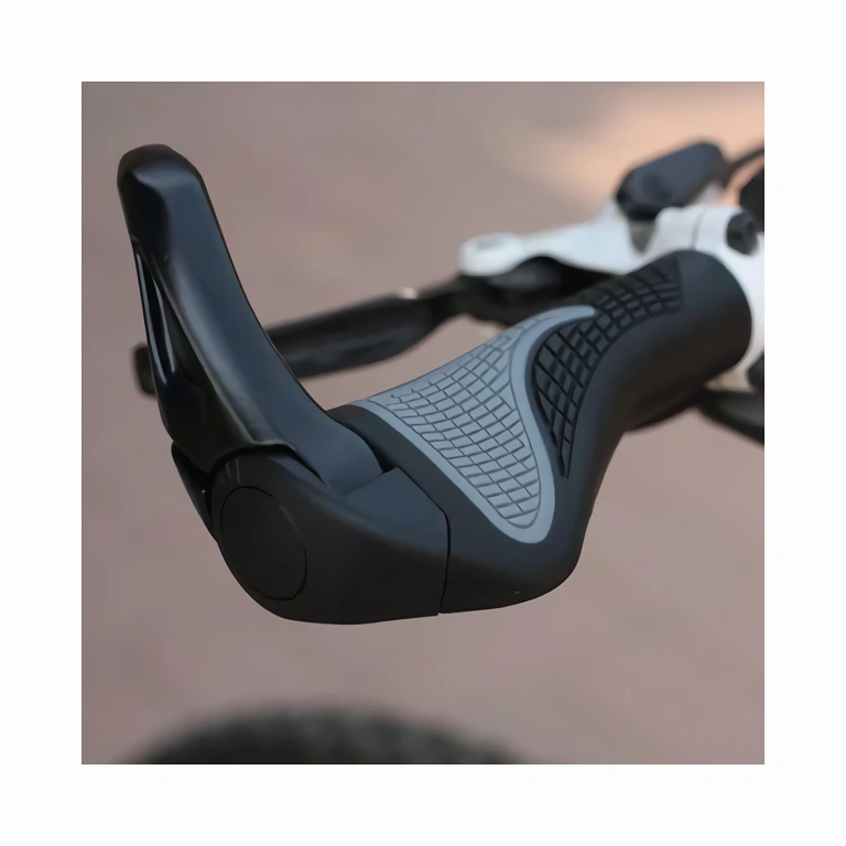 Simple and efficient grips for urban or mountain bikes