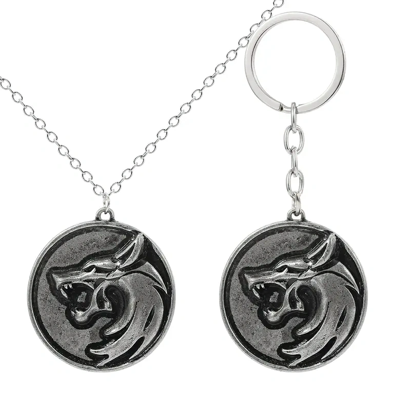 Wolf head necklace and keychain set – Witcher style The Witcher accessories with wolf head symbol, perfect for collectors
