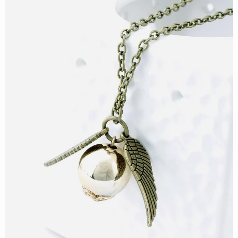 Alloy Snitch pendant – golden Premium alloy pendant with golden Snitch
