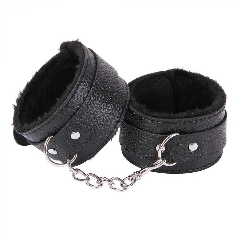 Light handcuffs with soft plush lining for maximum comfort
