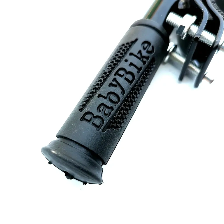 Front child holder, compatible with most scooters