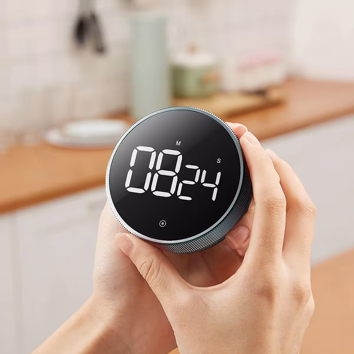 Digital timer with multiple functions for household use
