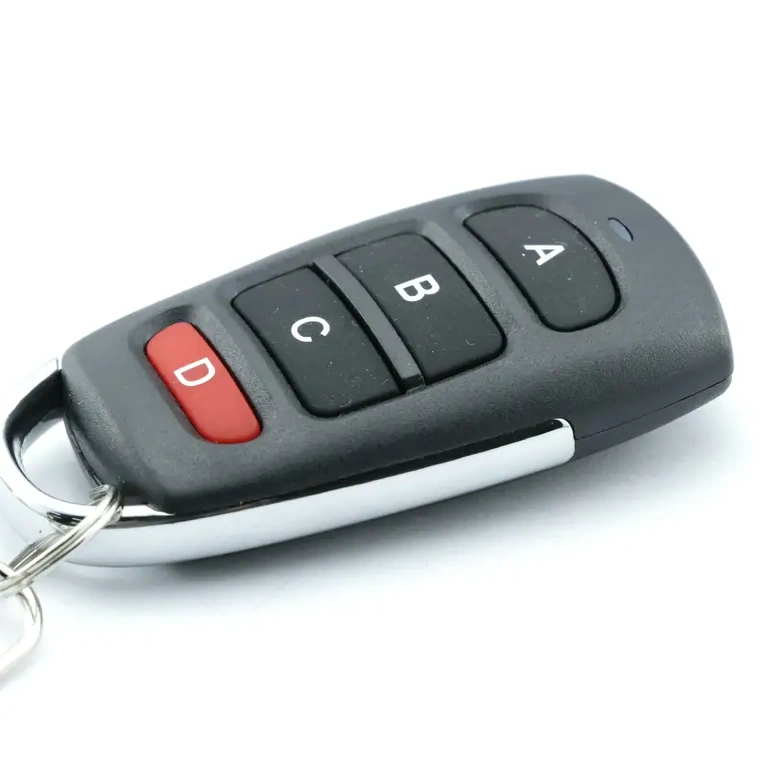 433 MHz relay remote, easy to configure and use