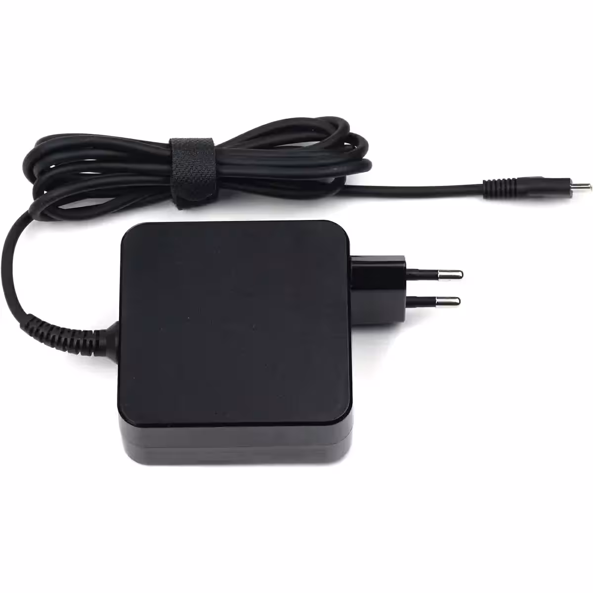 USB-C charger with overvoltage and short-circuit protection