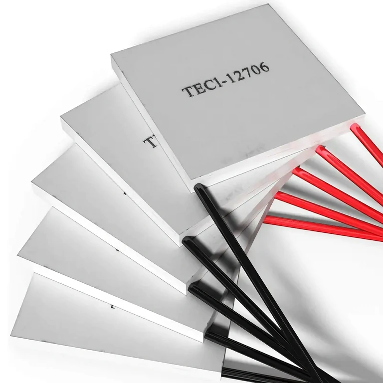 Thermoelectric module with Peltier cells for cooling and heating