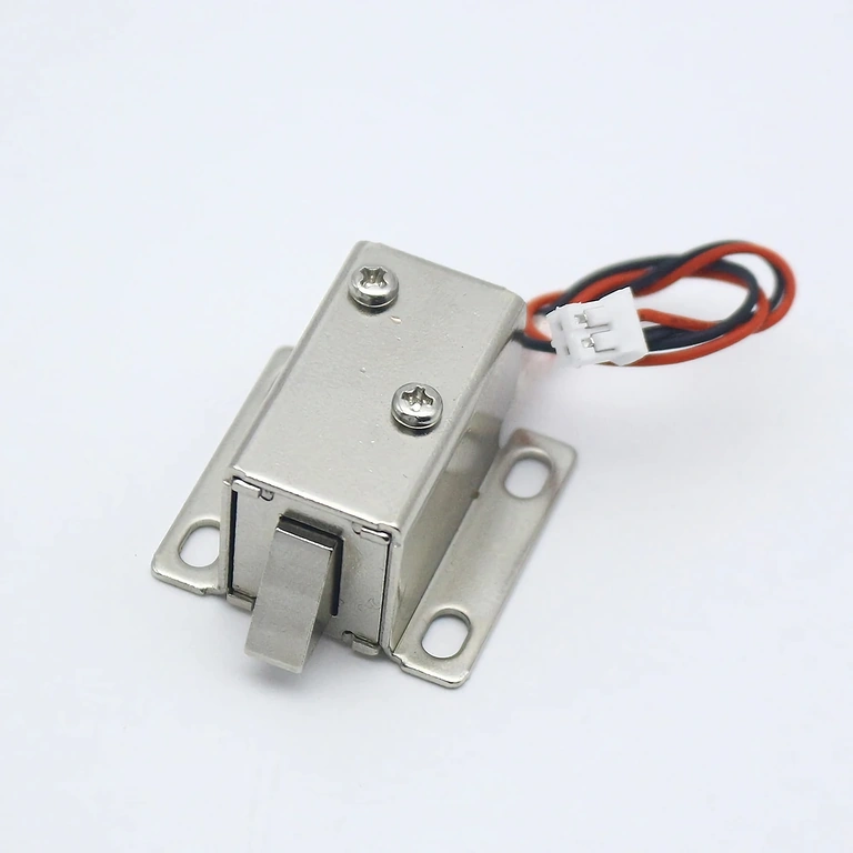 Top angled view of 12V electromagnetic lock