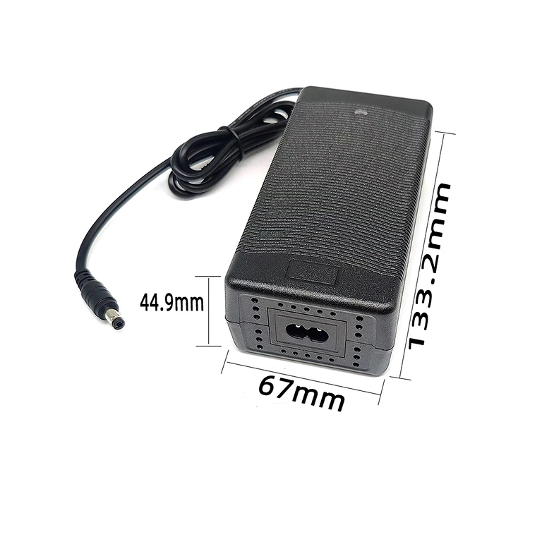 36V–42V 3A charger, compact and easy-to-use, ideal for scooters and e-bikes