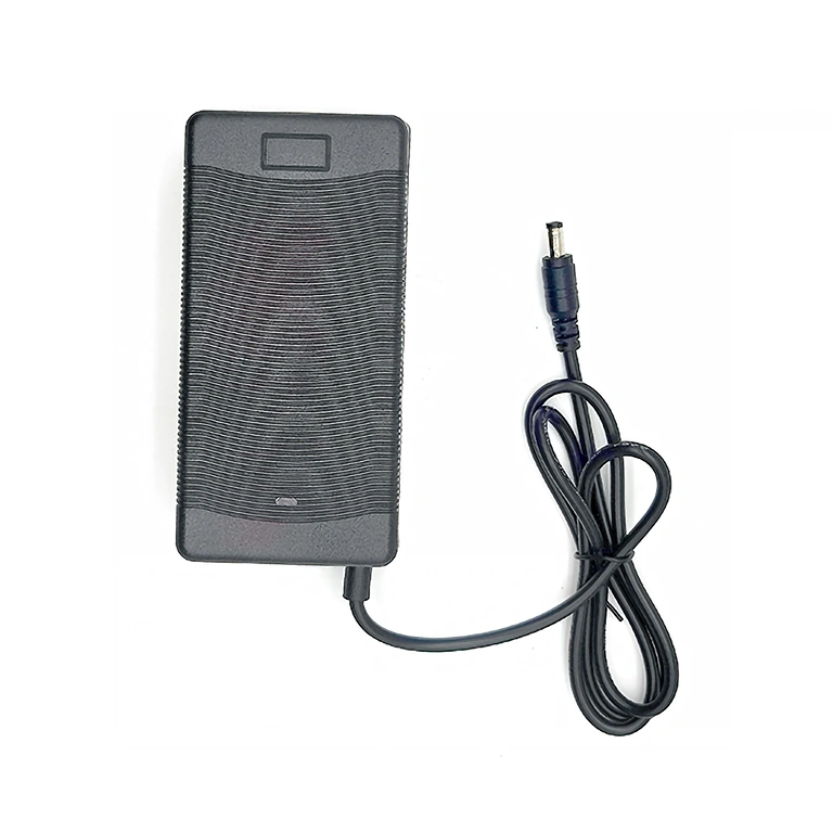 21V 2A Li-Ion charger with long 250 cm cable – perfect for 18V Li-Ion batteries and portable equipment