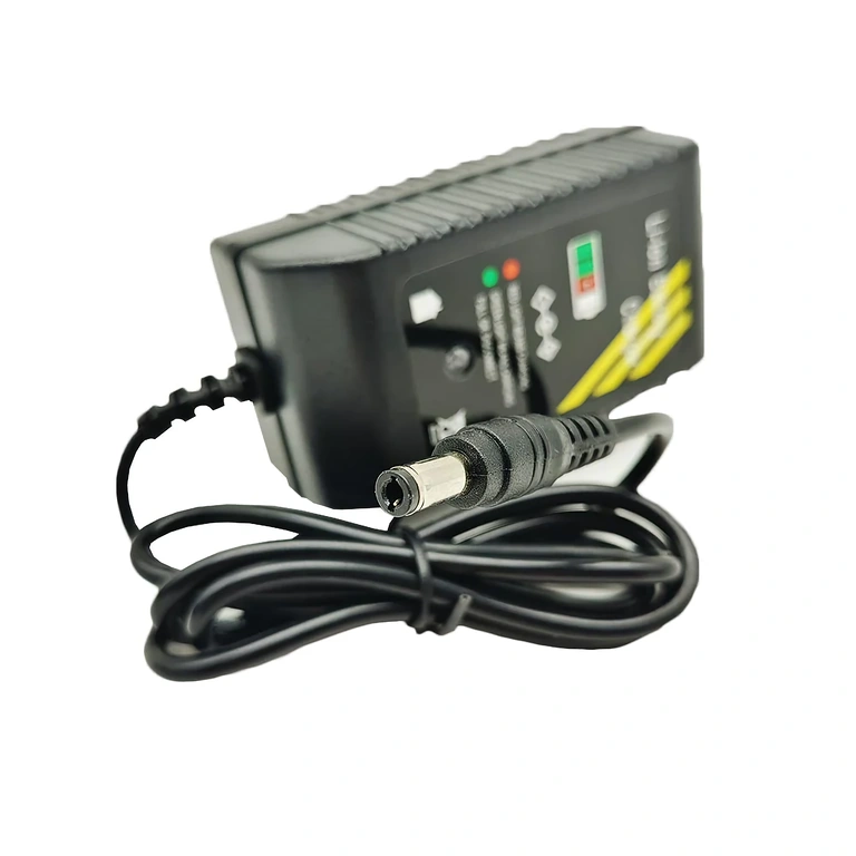 12.6V Li-Ion charger – side view, easy to use and portable for 10.8V batteries with BMS 3S