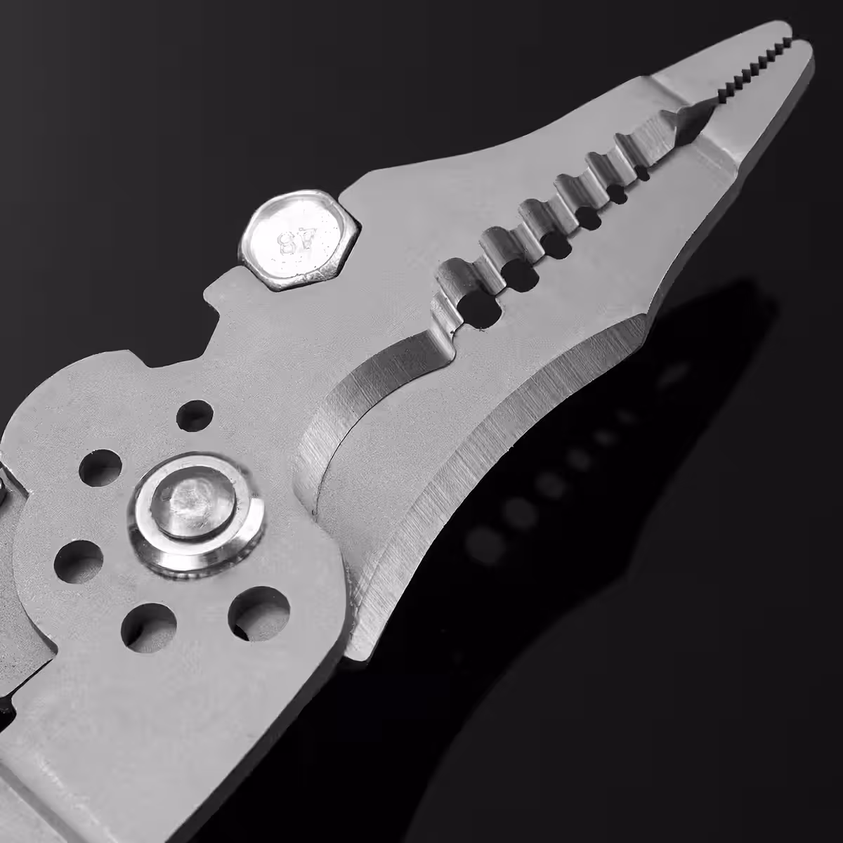 Dedicated Area for Crimping Insulated and Non-Insulated Terminals