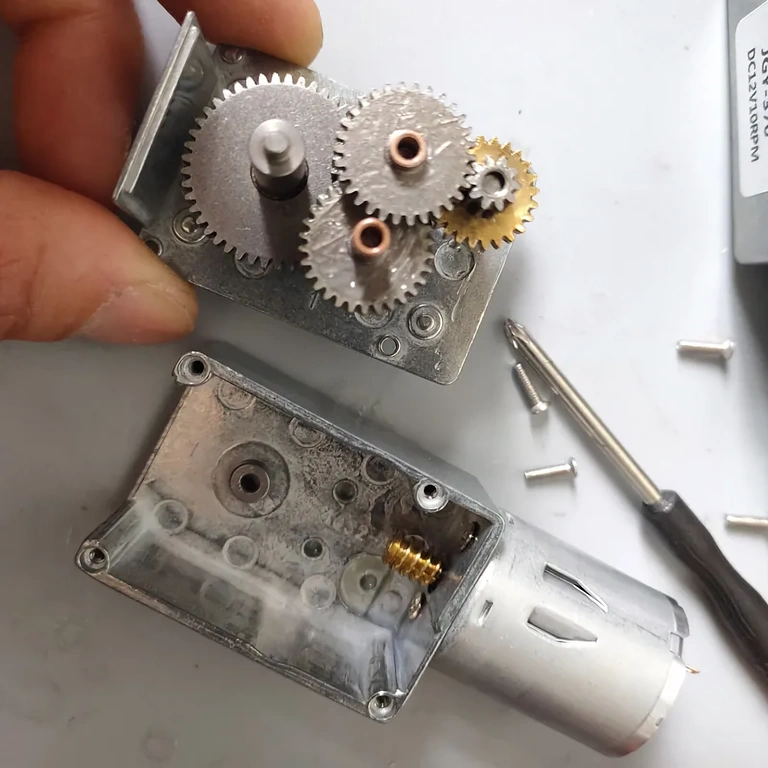 Overview of 12V GY-370 Gear Motor Including All Essential Details