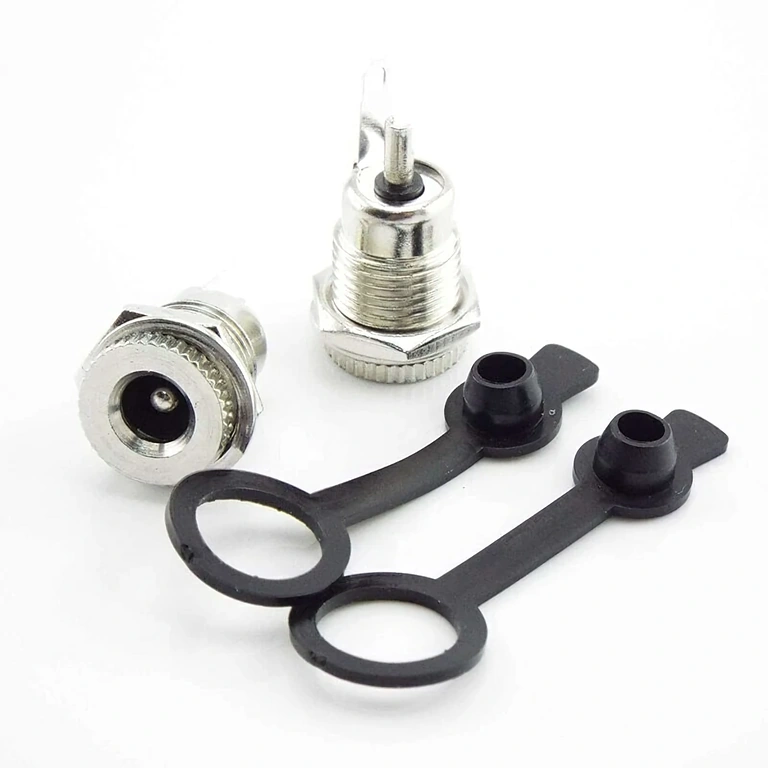 DC 12V 5.5x2.1mm Plug – Water-Resistant, Front View